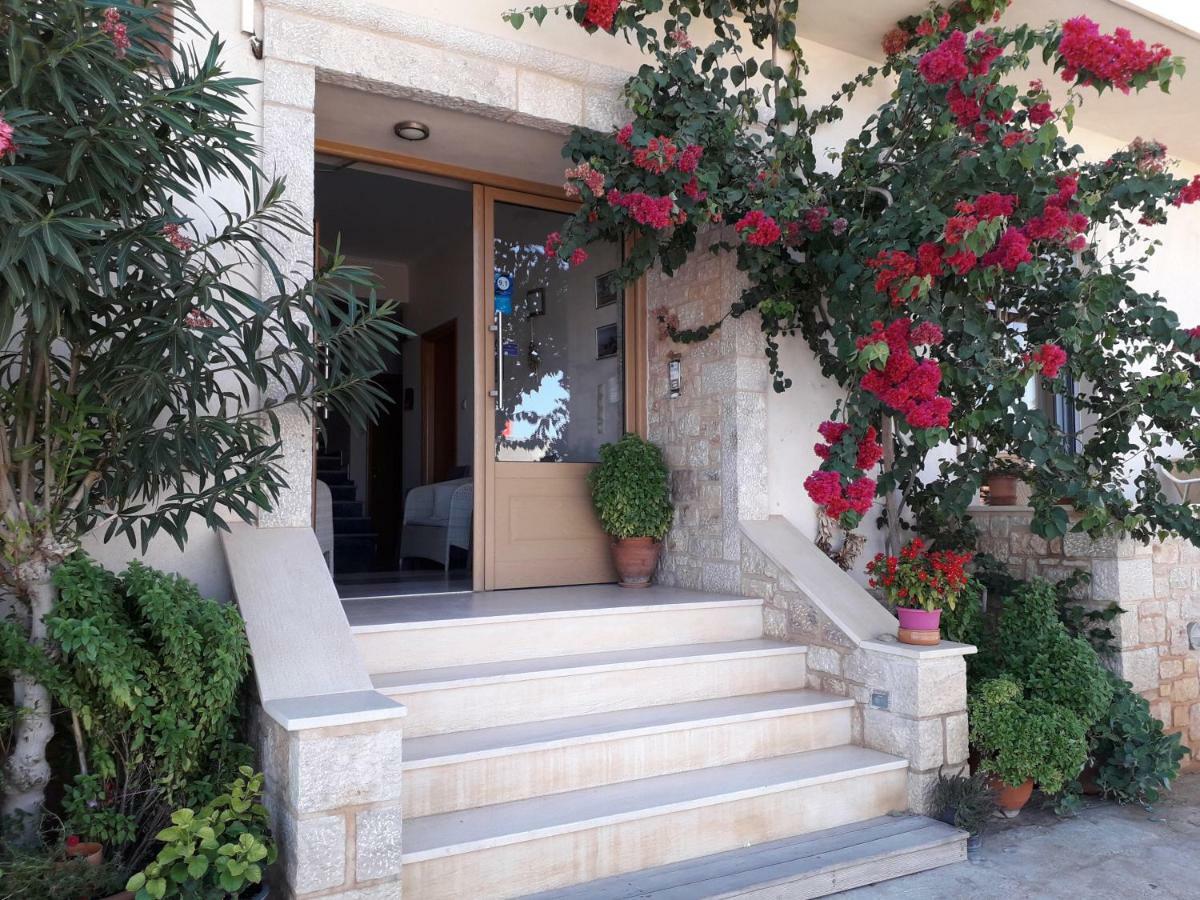 Kritikos Rooms Monemvasziá Kültér fotó